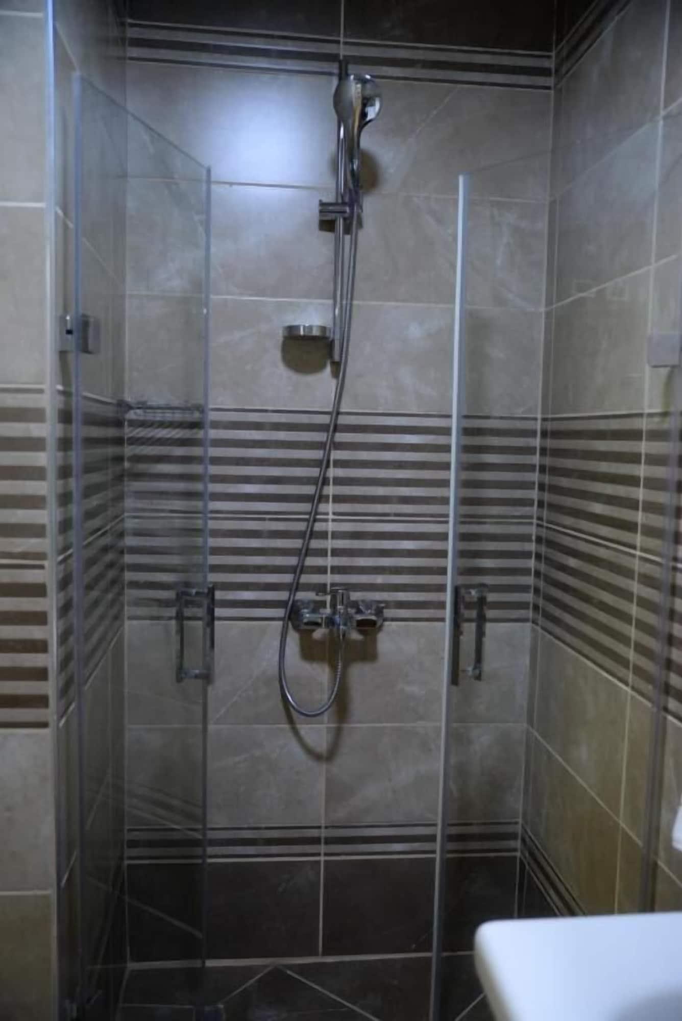 Ferman Apart Hotel Sisli Harbiye Exterior foto